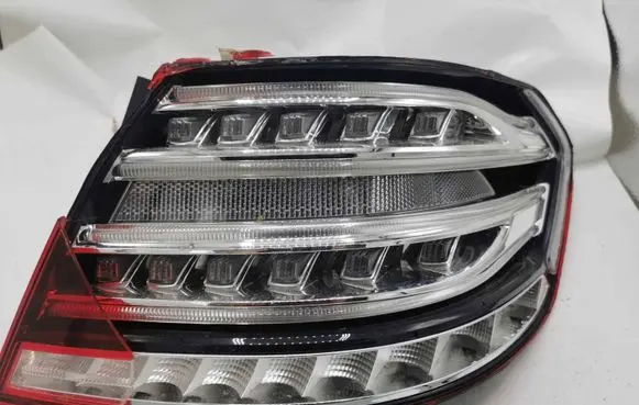 Mercedes-Benz E W212 Rear/tail lights A2129060803 613912