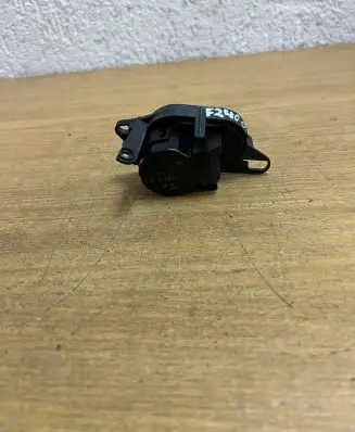 BMW 7 E65 E66 Intake manifold valve actuator/motor 6935086 F2400