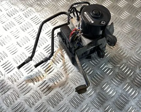 Volvo V50 ABS Pump 31274908 31274907