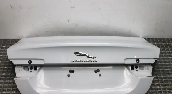 Jaguar XE Tailgate/trunk/boot lid