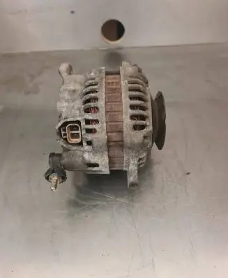Nissan X-Trail T30 Generator/alternator 231005M310 A3TB0771 12V90A3807