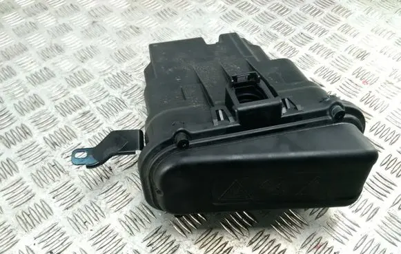 BMW 7 F01 F02 F03 F04 Other engine bay part 8508212 7555189