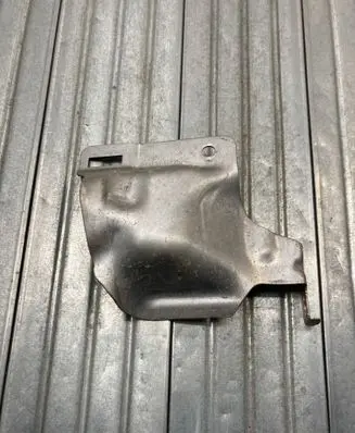 BMW 3 F30 F35 F31 Heat shield in engine bay 7626141