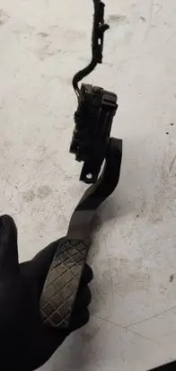Audi A4 S4 B7 8E 8H Accelerator throttle pedal 6PV00837505 8E1721523C