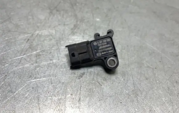 Opel Mokka Air pressure sensor 0261230282