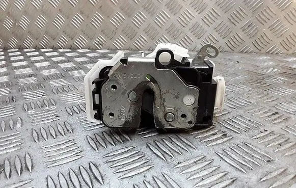 Front door lock