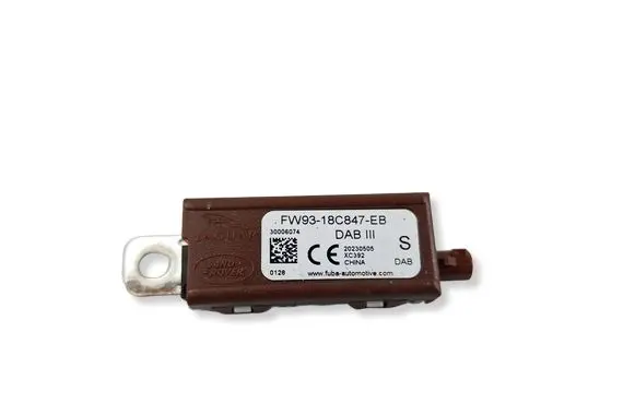 Jaguar F-Pace Aerial antenna amplifier FW9318C847EB