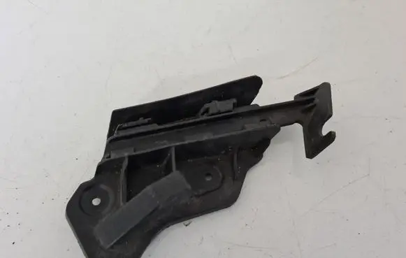 Volkswagen Golf Plus Front bumper mounting bracket 5M0807935