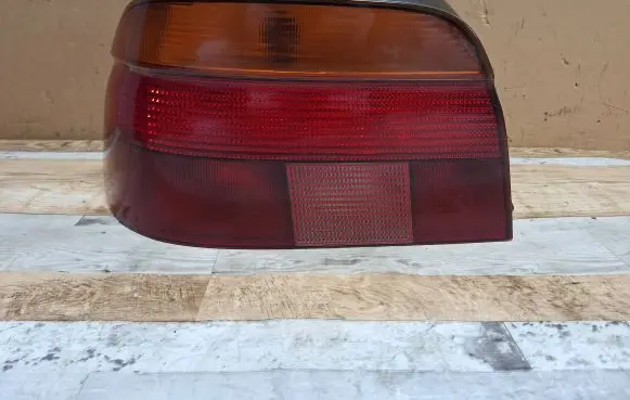 BMW 5 E39 Rear/tail lights 14603300 146033
