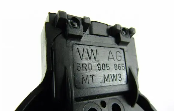 Volkswagen Polo V 6R Ignition lock contact 6r0905865