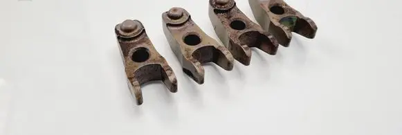 Audi A4 S4 B5 8D Fuel Injector clamp holder 