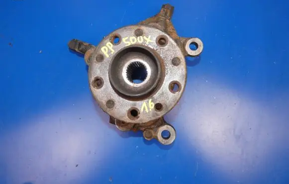 Fiat 500X Front wheel hub spindle knuckle 