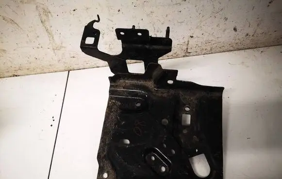 Nissan X-Trail T32 Battery bracket 