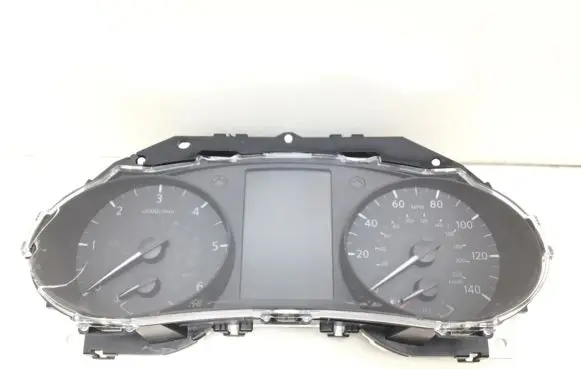 Nissan Qashqai Speedometer (instrument cluster)