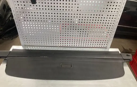 Volkswagen PASSAT B6 Parcel shelf load cover 3C9867871