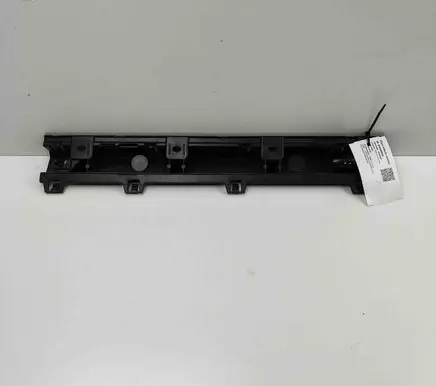 BMW i4 Sill/side skirt trim 8737084