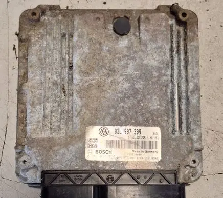 Volkswagen PASSAT B6 Engine control unit/module 0281015029 03L907309 1039S30090
