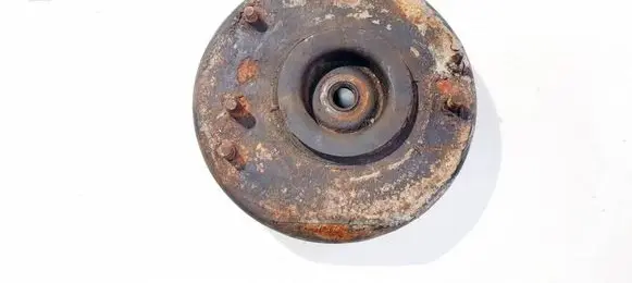 Renault Laguna I Coil spring mount 