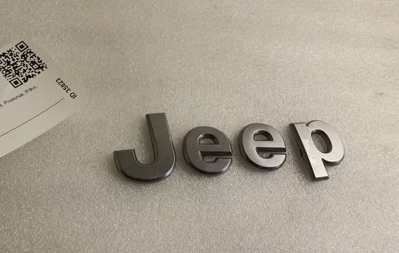Jeep Avenger Manufacturer badge logo/emblem 
