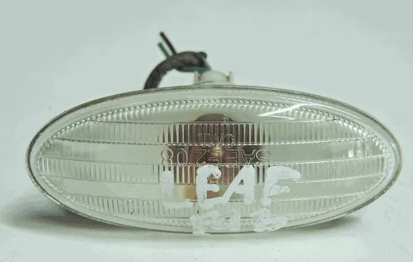 Nissan Leaf I (ZE0) Front fender indicator light 
