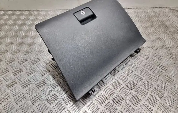 Toyota Corolla Verso E121 Glove box set T12570D17