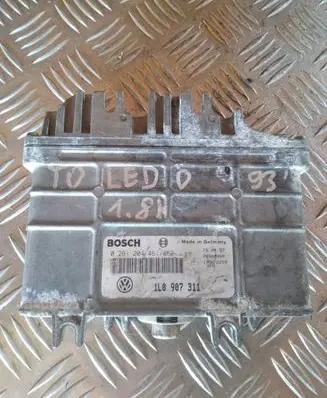 Seat Toledo I (1L) Engine control unit/module 0261204461 1L0907311