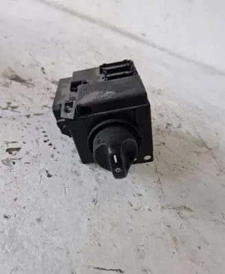 Mercedes-Benz A W168 Light switch 1685450104 501733 270902C03013