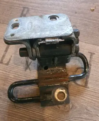 Front door lower hinge