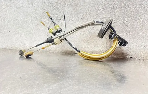 Saab 9-3 Ver2 Gear shift cable linkage 55557022