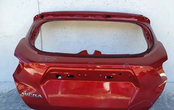 Nissan Juke II F16 Tailgate/trunk/boot lid