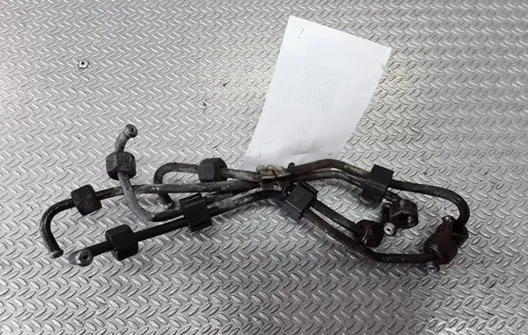 Volkswagen Sharan Fuel injector supply line/pipe 