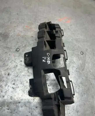 Front bumper mounting bracket