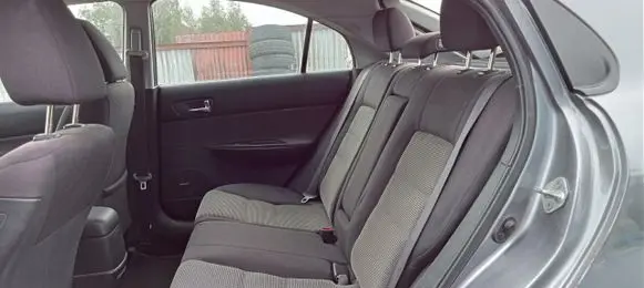 Mazda 6 Second row seats 