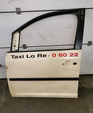 Volkswagen Caddy Front door
