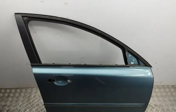 Volvo V50 Front door