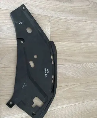 Volvo S90, V90 Other engine bay part
