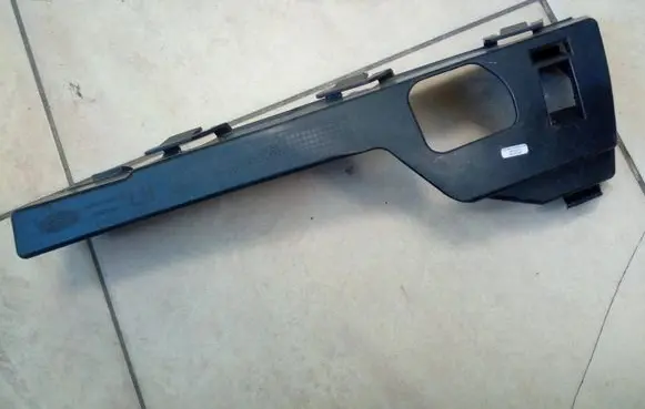 Ford Focus Front bumper mounting bracket 4M117E857AC NE18921