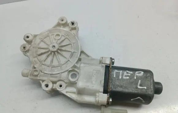Dodge Caliber Front door window regulator motor 3130034123 6212J2119