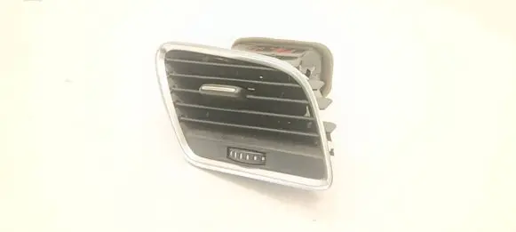 Audi Q3 8U Dashboard side air vent grill/cover trim 8U1820902B 8U1820902C