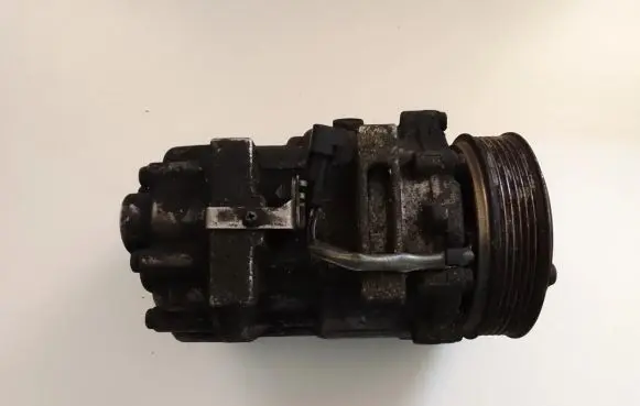 Volvo V50 Air conditioning (A/C) compressor (pump) 3M5H19D629HC