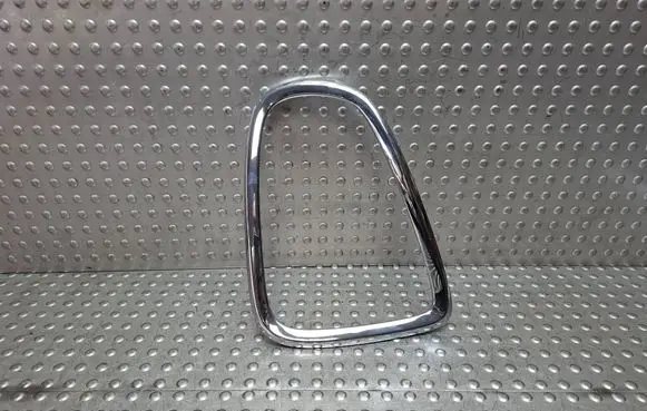 Mini One - Cooper Coupe R56 Rear/tail light trim molding 2752243
