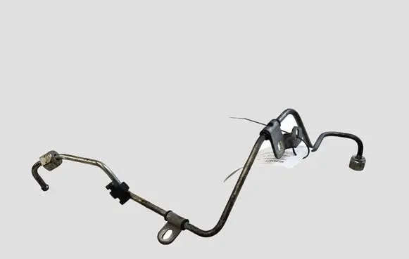 Nissan Qashqai+2 Fuel line pipe