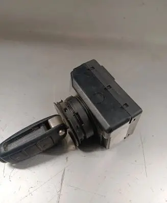 Audi A8 S8 D3 4E Ignition lock 3D0905865C 33300101 0341640519