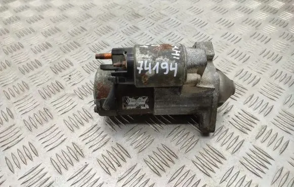 Nissan Qashqai Starter motor 8200584675B