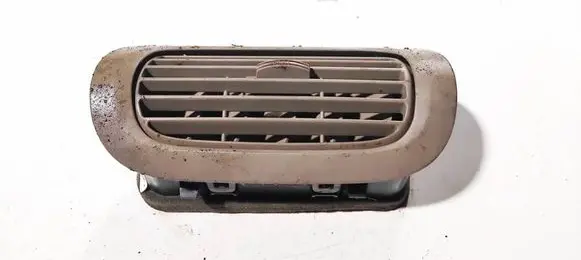 Nissan Quest Dash center air vent grill 4nah19893aew sp9184