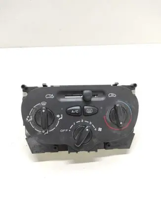 Citroen Xsara Picasso Climate control unit A2613