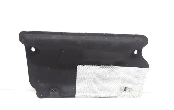 Volvo XC90 Heat shield in engine bay P31353957