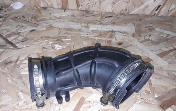 Ford Transit Custom Air intake hose/pipe