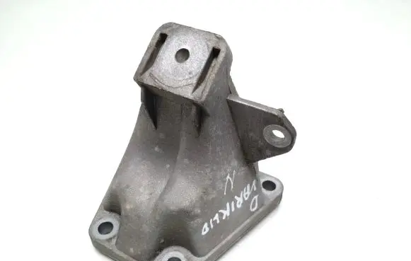 Audi A6 S6 C5 4B Engine mounting bracket 4B0199308