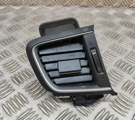 Honda CR-V Dashboard air vent grill cover trim 77630TMET0 77630TMET2